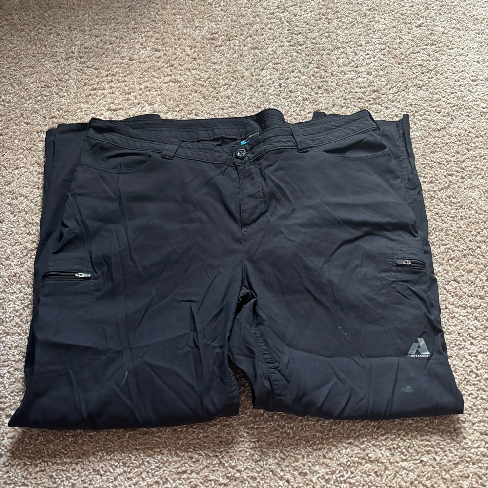 Women’s size 20 Eddie Bauer cargo pants **lot** 3 pairs